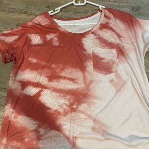 Wonderly Red and White Tie-Dye Short Sleeve Tee